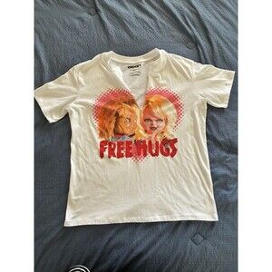 Chucky Free Hugs Graphic Print White Short Sleeve T-Shirt Medium 8-10 Tiffany